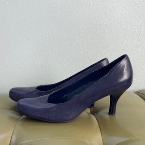 Franco Sarto pumps in ink blue